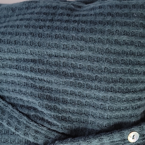 Francesca's ALYA Green Knit Tie Front Top, Size XS - Picture 10 of 12